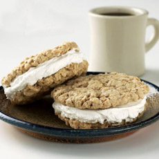 Oatmeal Whoopie Pie