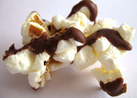 chocolate drizzle popcorn