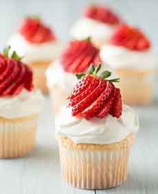 Angel Food Cupcakes Angel Food Cupcakes