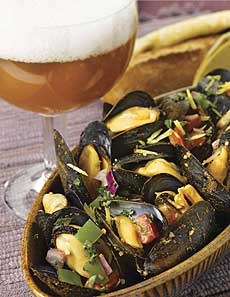 Spicy Steamed Mussels