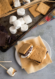 Classic S'mores Classic S'mores