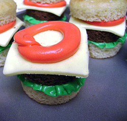 Hamburger Cupcakes