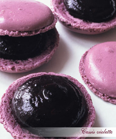 Cassis Macaroons