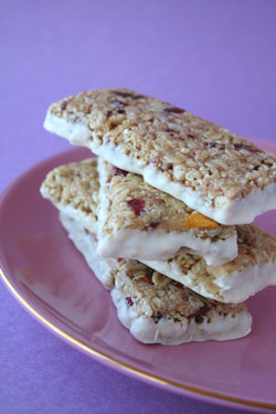 Attune Probiotic Granola Bars