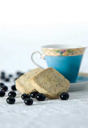 Blueberry Biscottea Shortbread