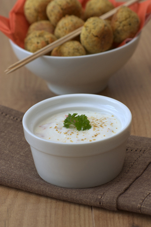 Falafel With Yogurt Sauce