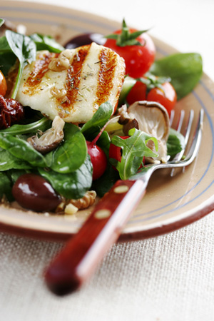 Grilled Halloumi Salad