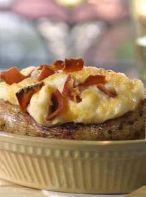 Baked Potato With Tempeh Bacon