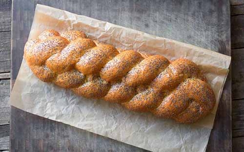 Challah With Poppy Seeds