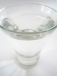 distilled white vinegar