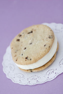 The Nibble: Ruby Jewel Treats Ice Cream Sandwiches