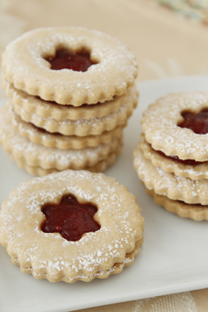 Linzer Cookies